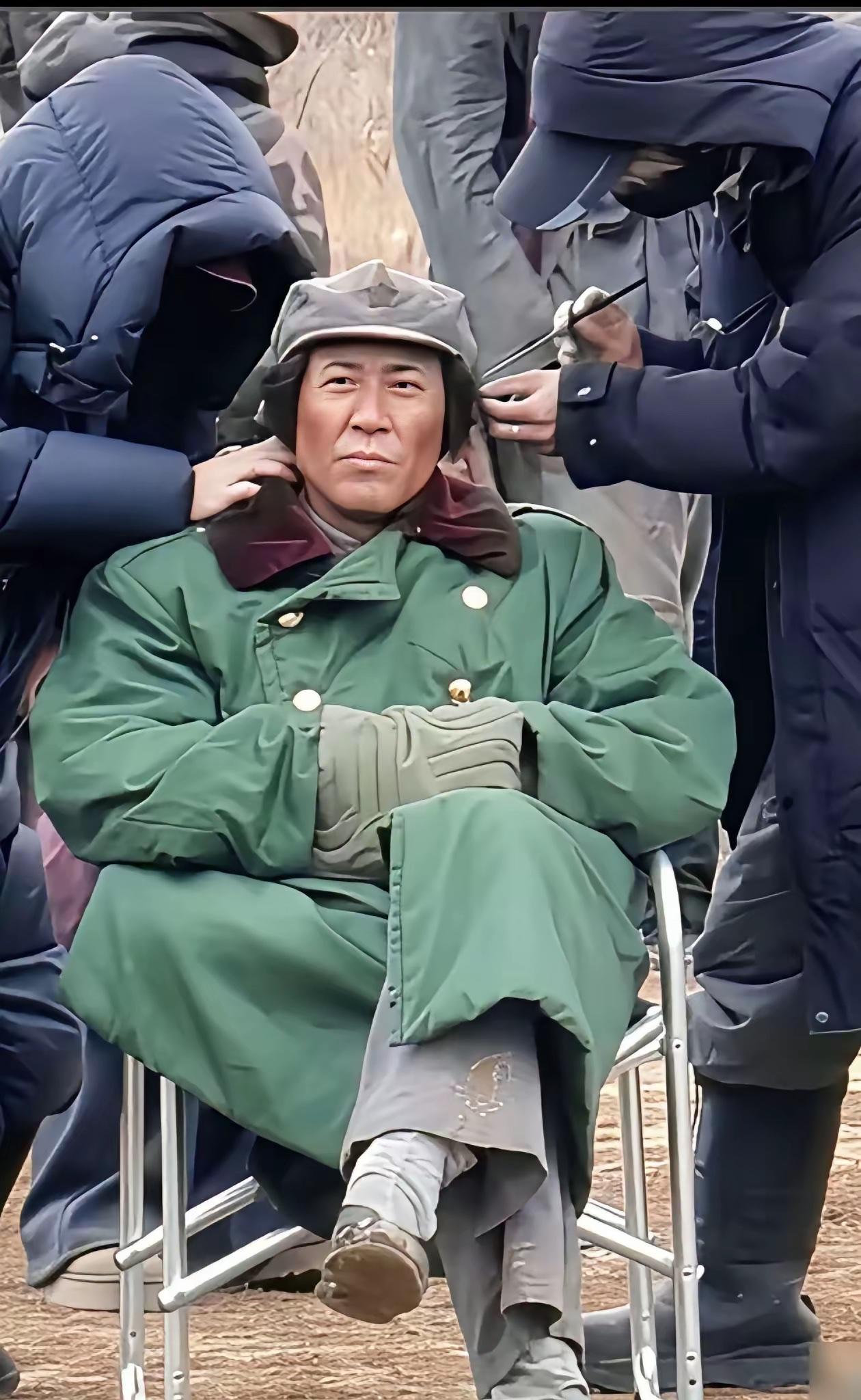 于和伟得什么大奖都是应该的，
但他不应该去演毛主席。
以至于现在的于和伟不像于和