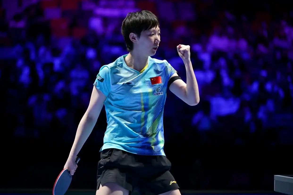 国乒今天上午的比赛结果一喜一忧，两个消息同时传来。
 
其中一个让人觉得有点可惜