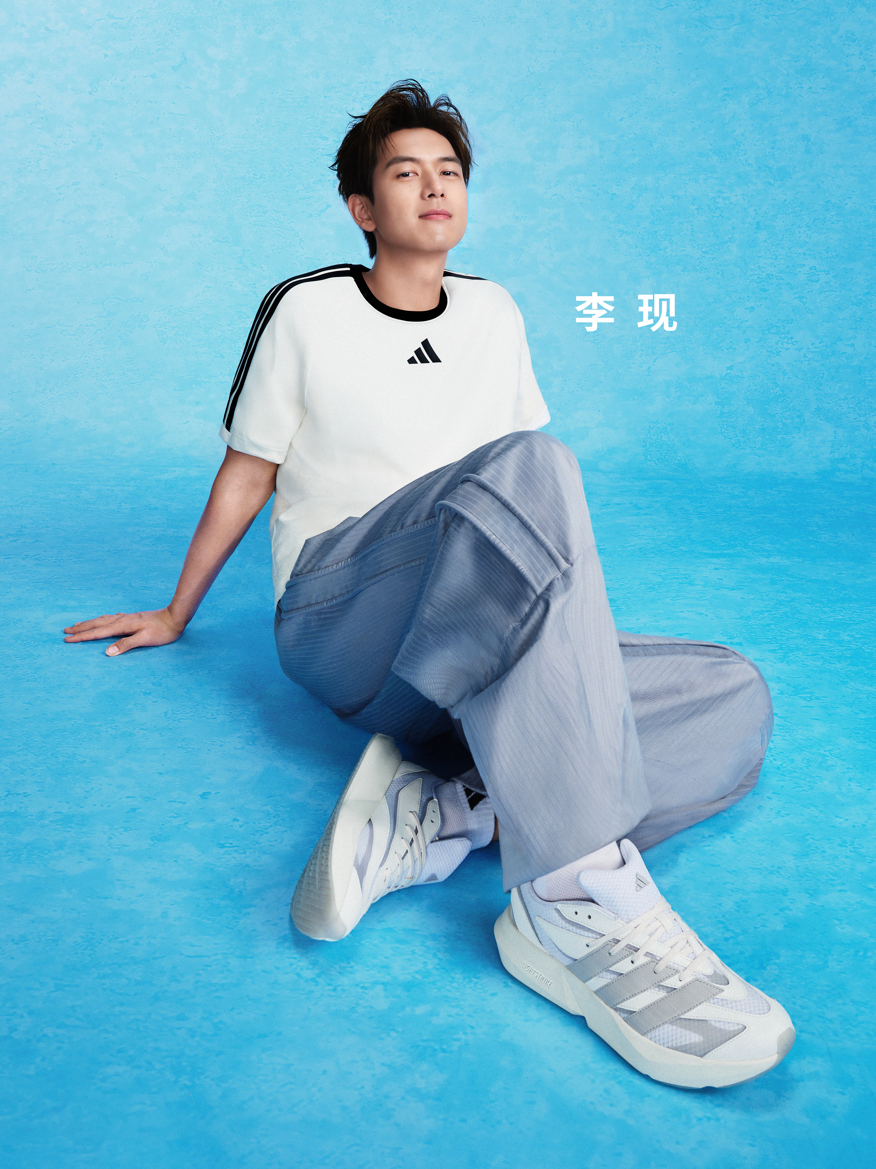 adidas Sportswear 再度诚意呈献「LIGHTBLAZE 流光跑鞋