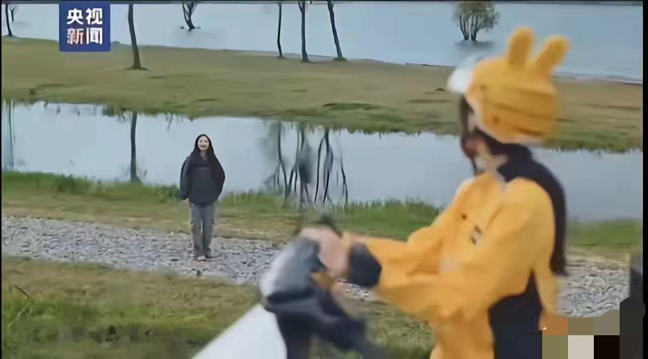 最近有个宣传骑手的日常纪录片，本以为会让人盛赞，谁知被大部分人冷嘲热讽，把这么辛