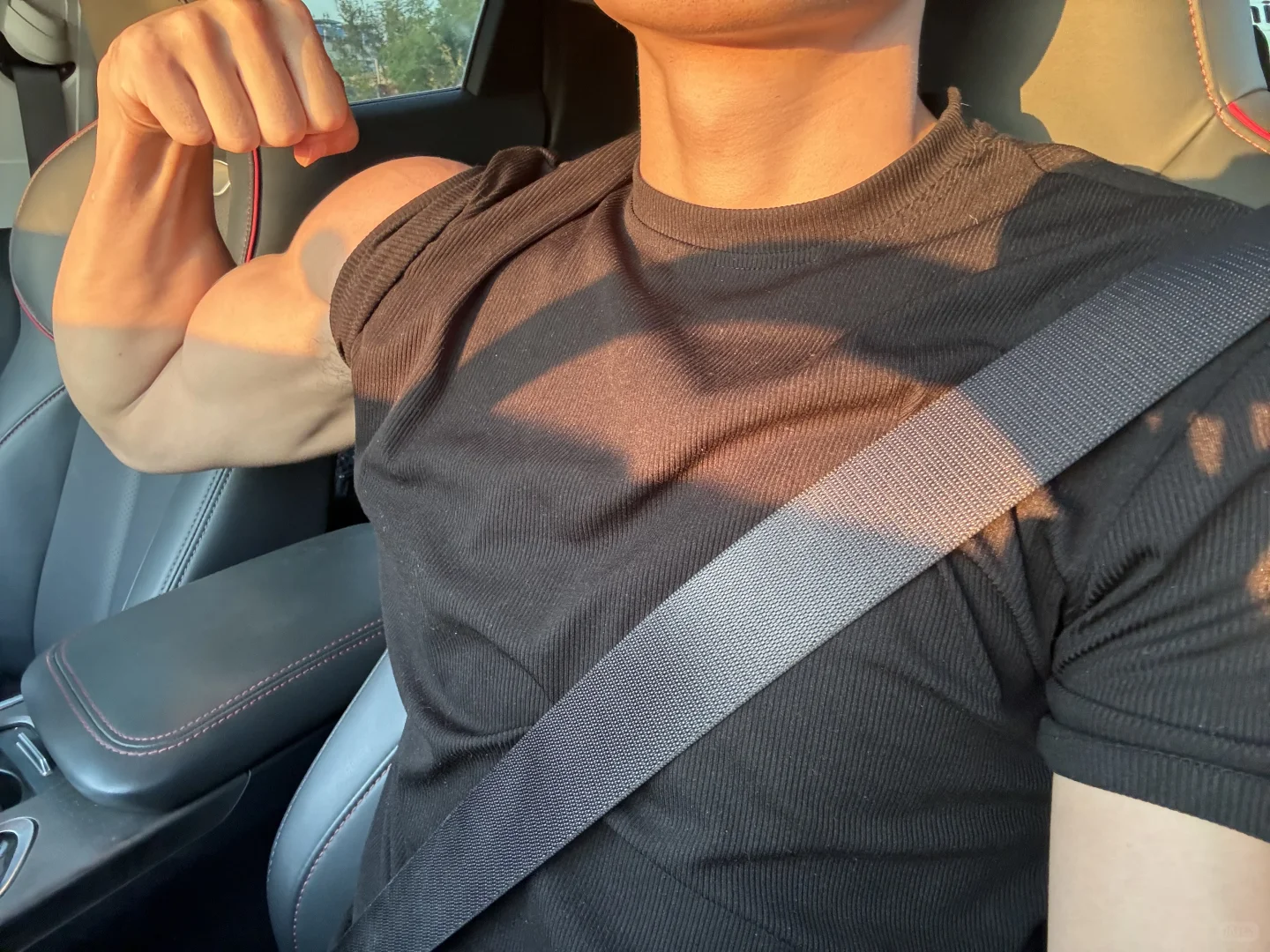 你说我看起来呆呆的？