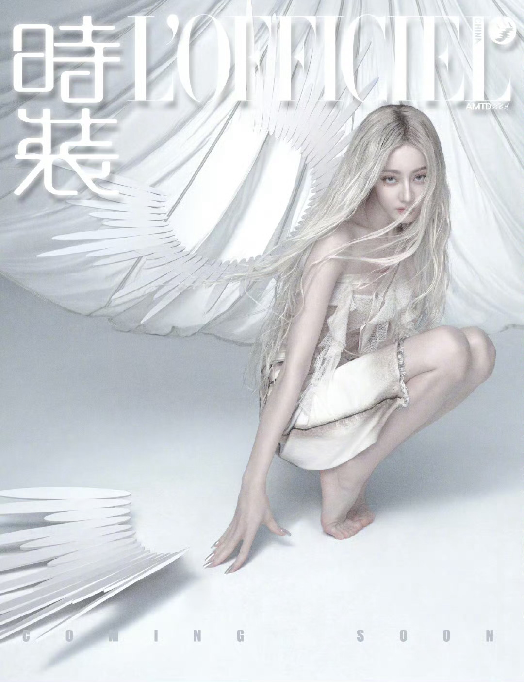 迪丽热巴VOGUE八月刊外景时尚女帝是这样的，表现力太强了，会把每一件衣服穿出不