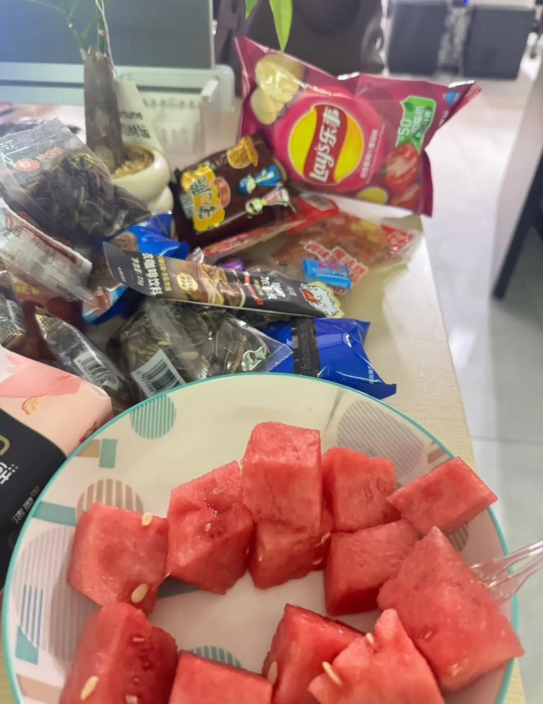 摸鱼