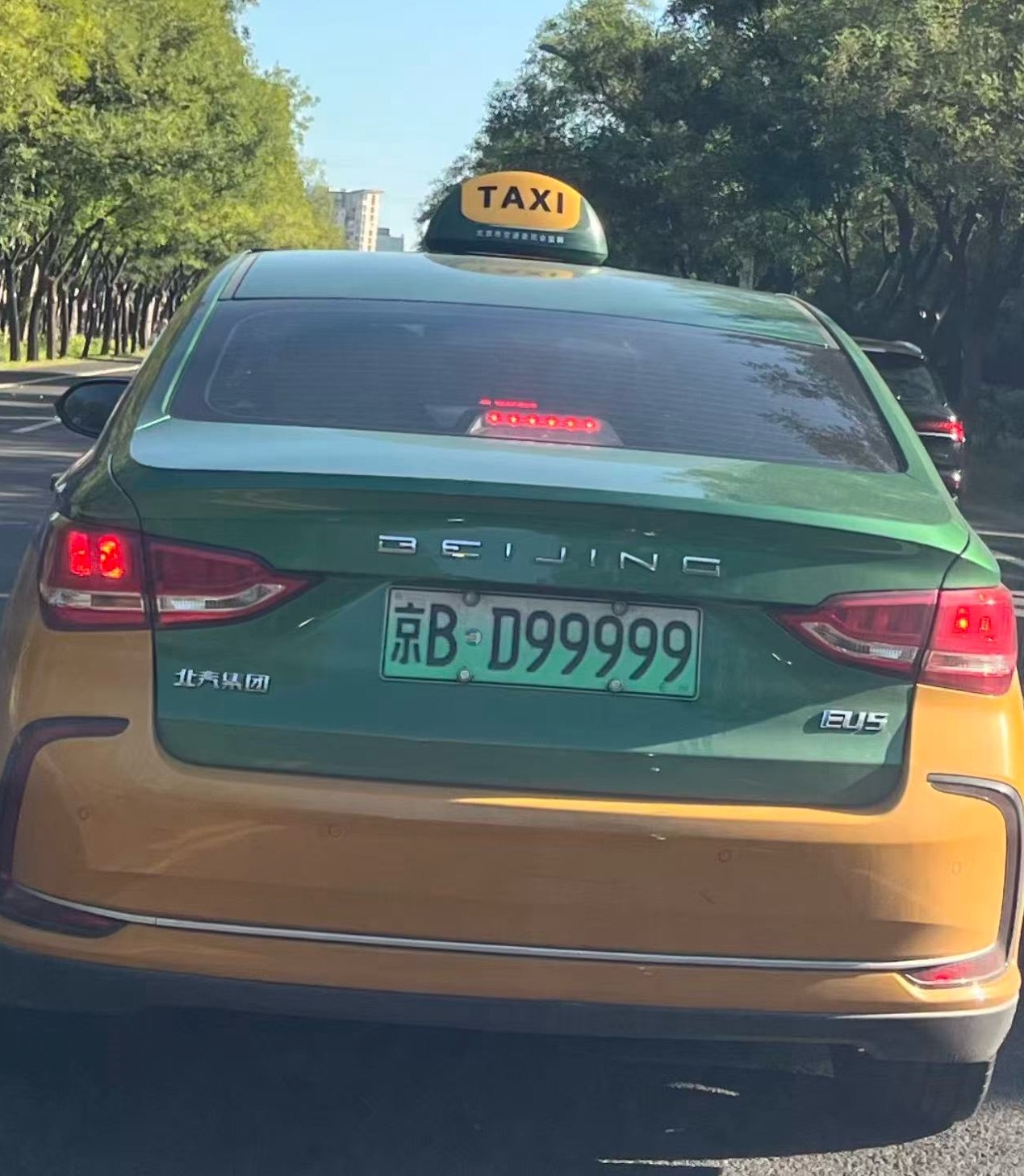 九五至尊，算不算出租车天花板了？[吃惊] ​​​