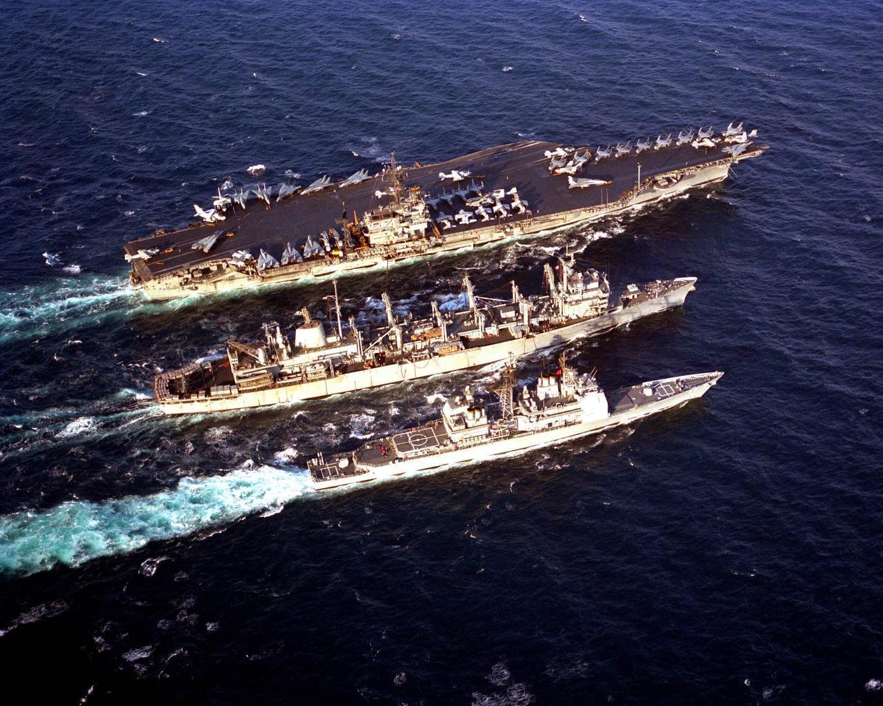 快速战斗支援舰