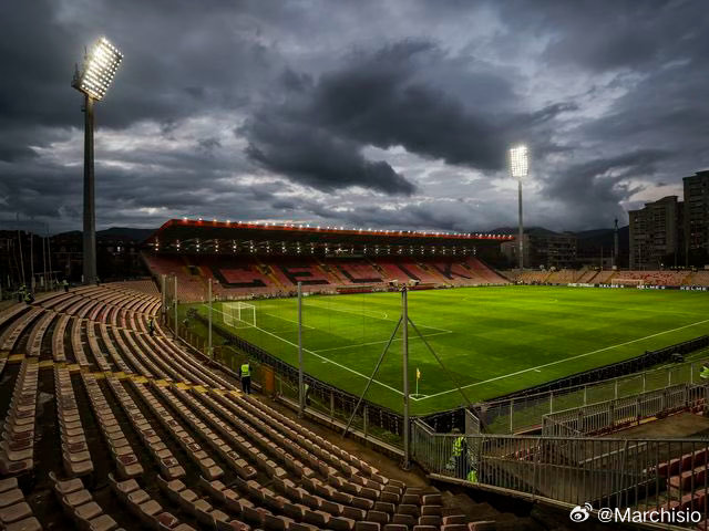 今晚波黑和意大利的比赛将没有门线技术，因为泽尼察体育场没有相关的设备，一旦出现相