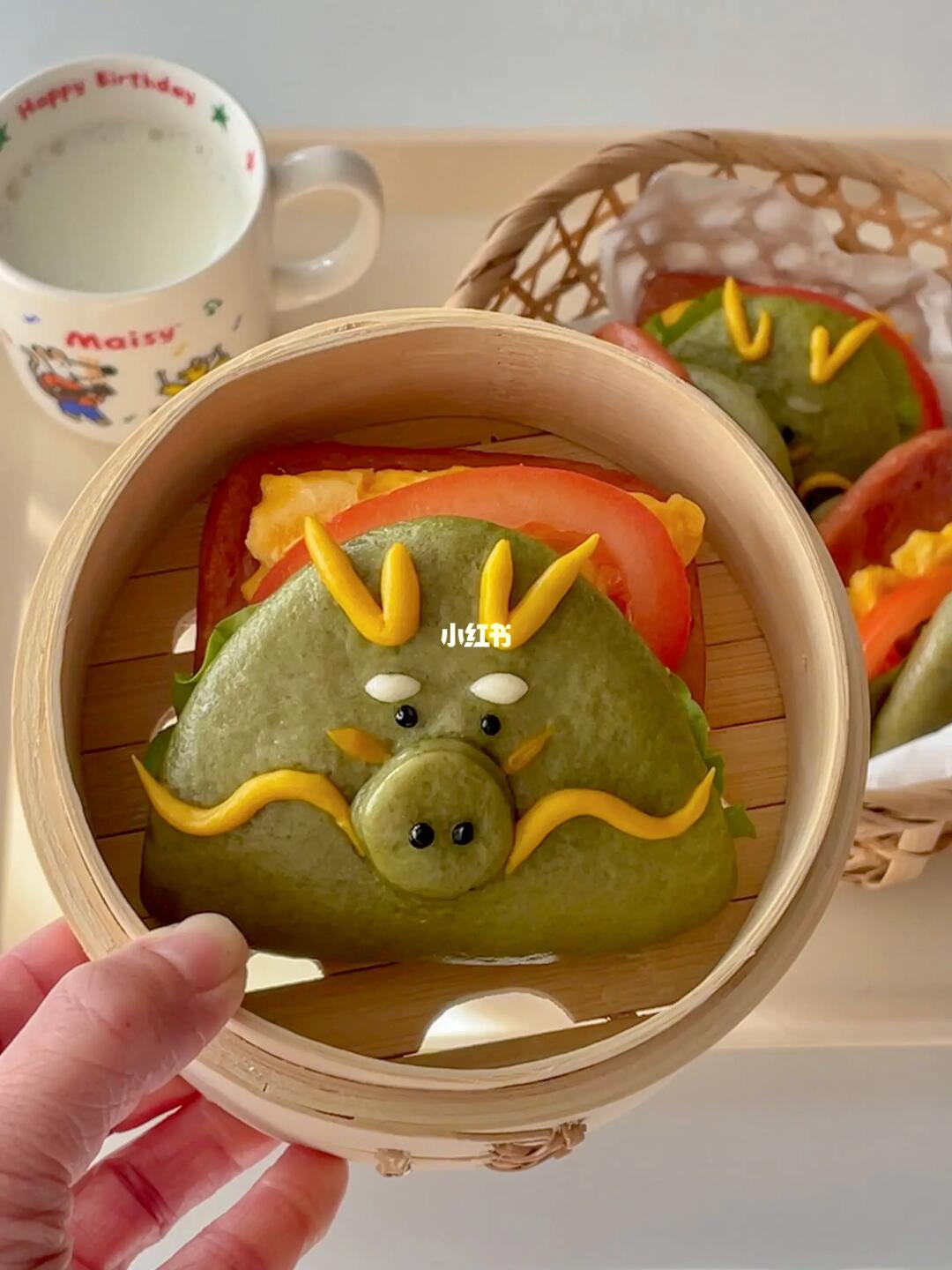 🐲「loong year」｜荷叶饼午餐肉三明治