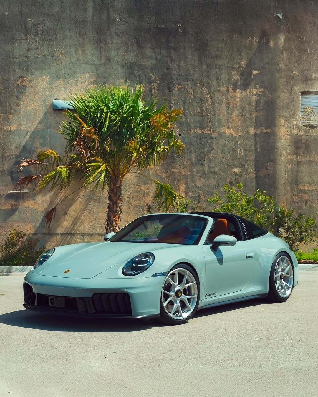 992.2 Targa 4 GTS油漆：Shade Green Metallic