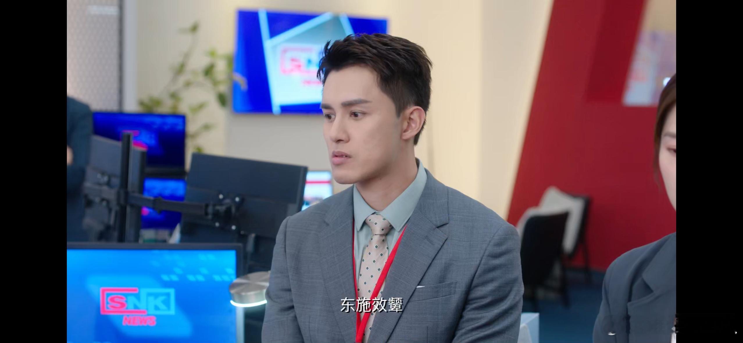 新闻女王2李施嬅饰演的张家妍新闻女王2在职场上，能力与人脉的博弈常常决定成败。张