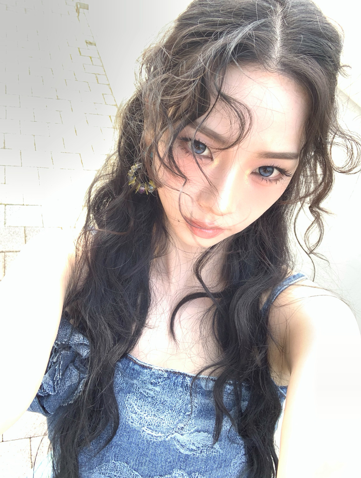 一直被蚊子攻击但是发了漂亮照片安慰粉丝🫂 