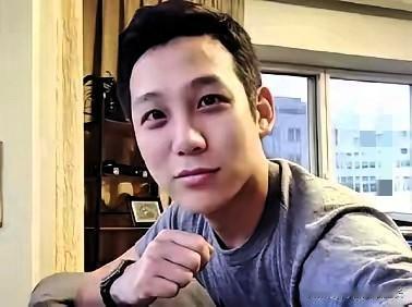 宋远带队十几人组成调查组，誓言逐笔核对极光集团账本，他说：有些人就喜欢靠祖宗积德
