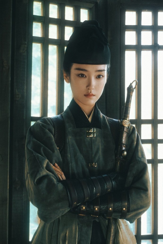 张文昕确实很英气，很适合女扮男装了 