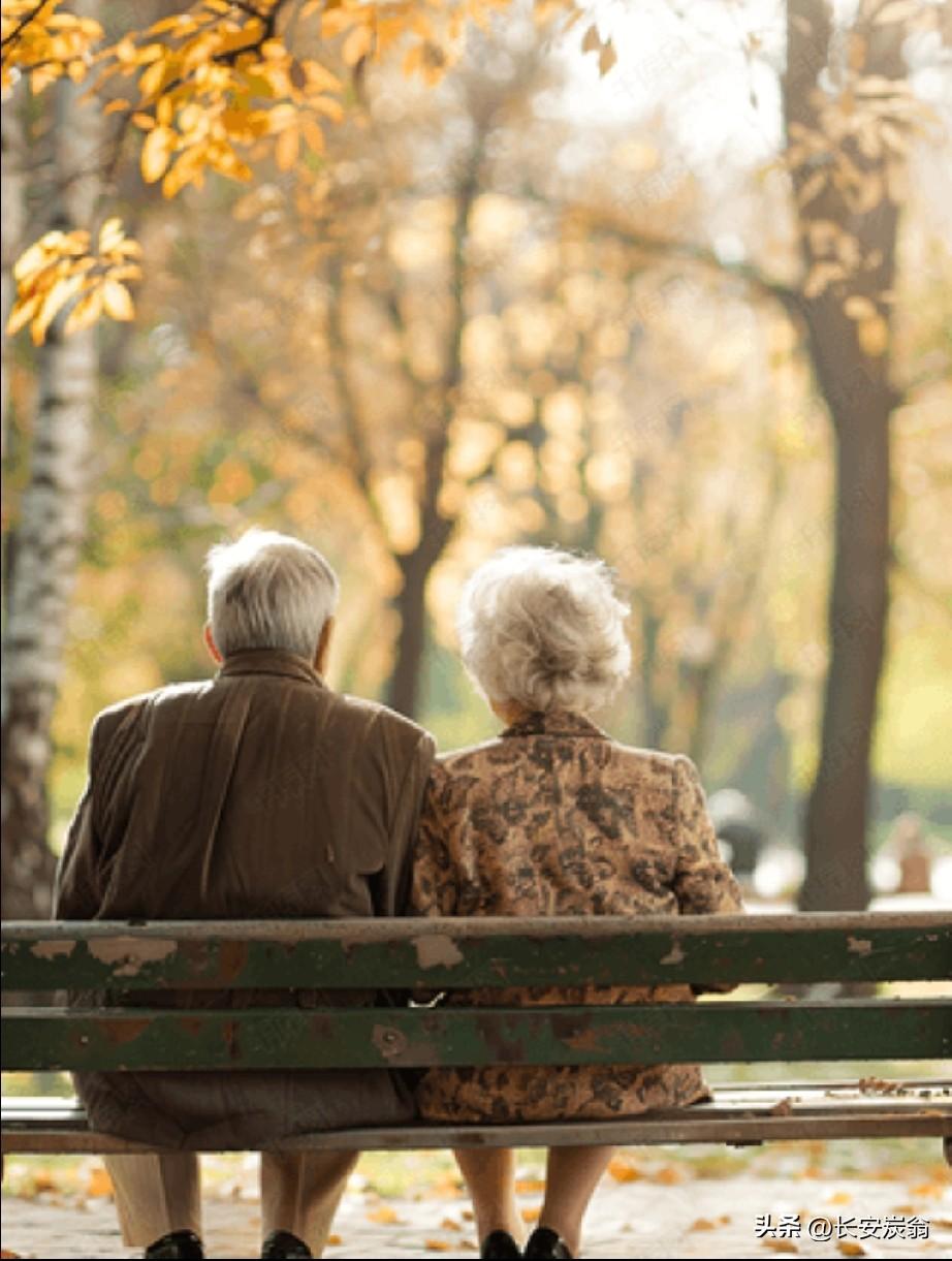 父亲已经86岁的，耳背，有间歇性的健忘症，经常一句话会问无数遍。可即使这样，每个