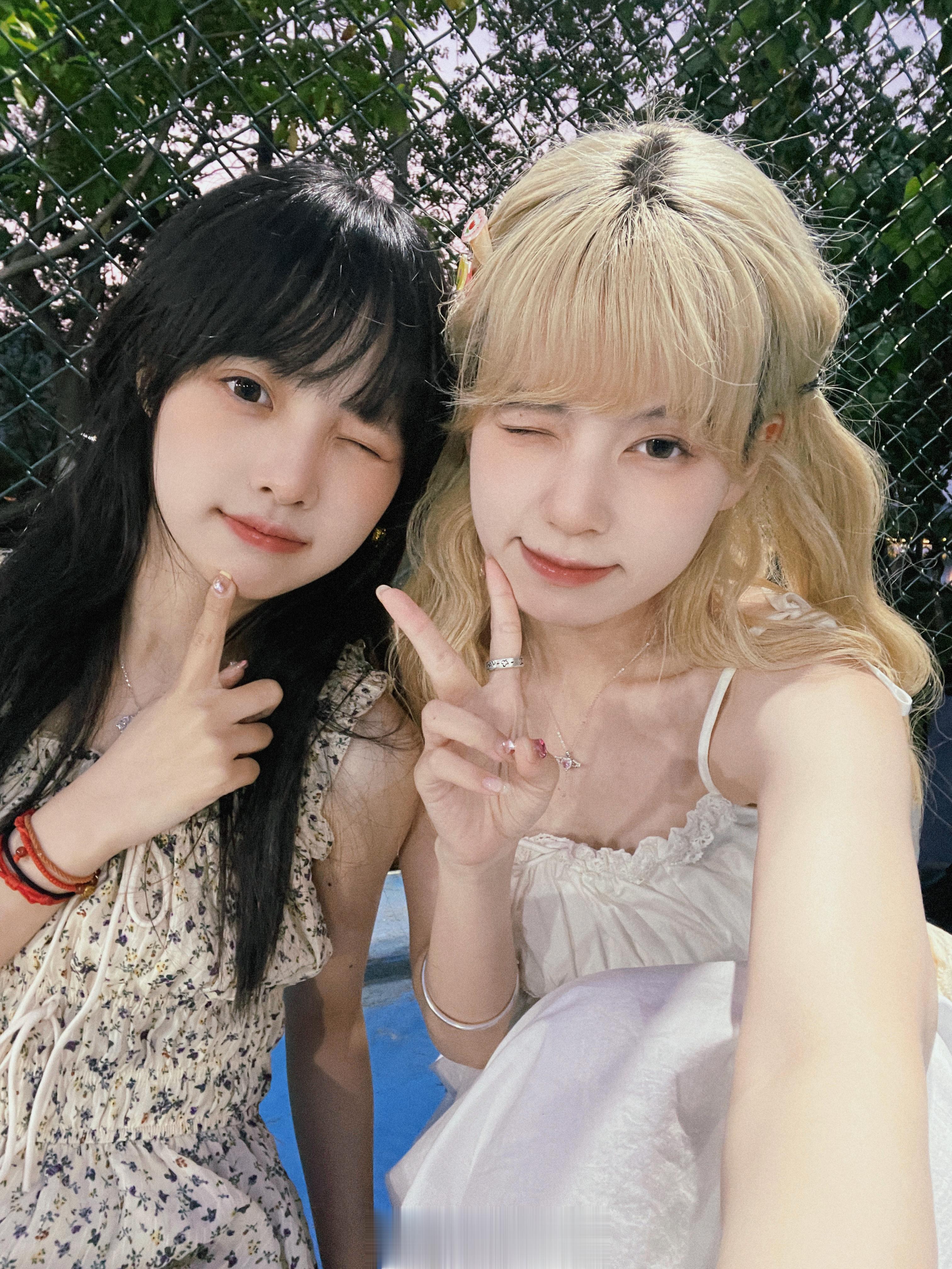 对我来说 见好朋友就是充电👭 ​​​