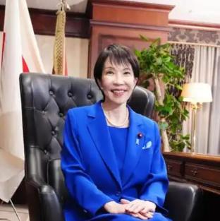 中日友好的时候，确实日本对于中国提供了巨大的帮助，管理，技术，投资，教育，方方面