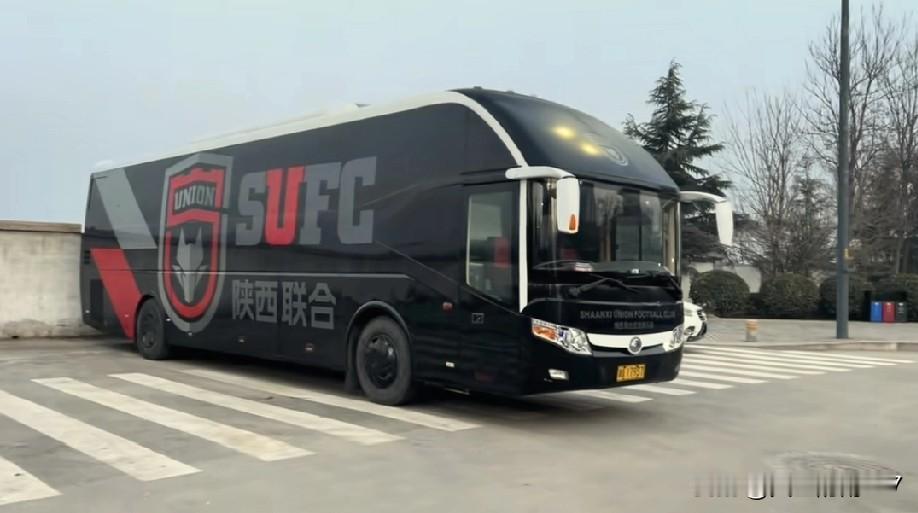 中甲联赛正处于休赛期，各支球队纷纷传出新动向，有的确定了主教练，有的则开启了球员