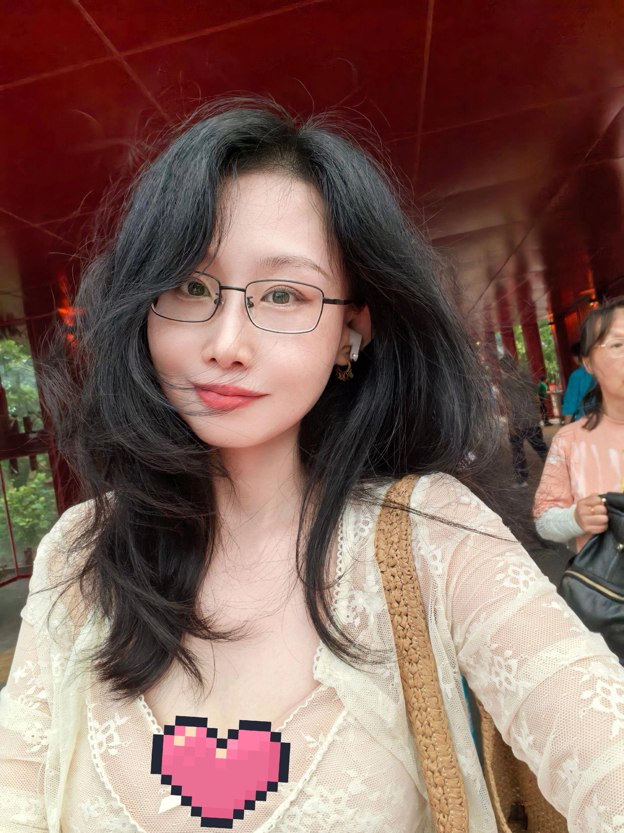 蜜妮。42岁，追寻我的青春，Jolin我来啦  我一直认为我是一个运气...