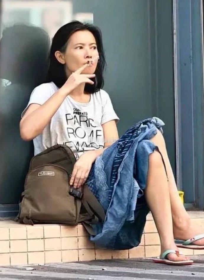 终于知道，当年蓝洁瑛是怎么疯的了。。 