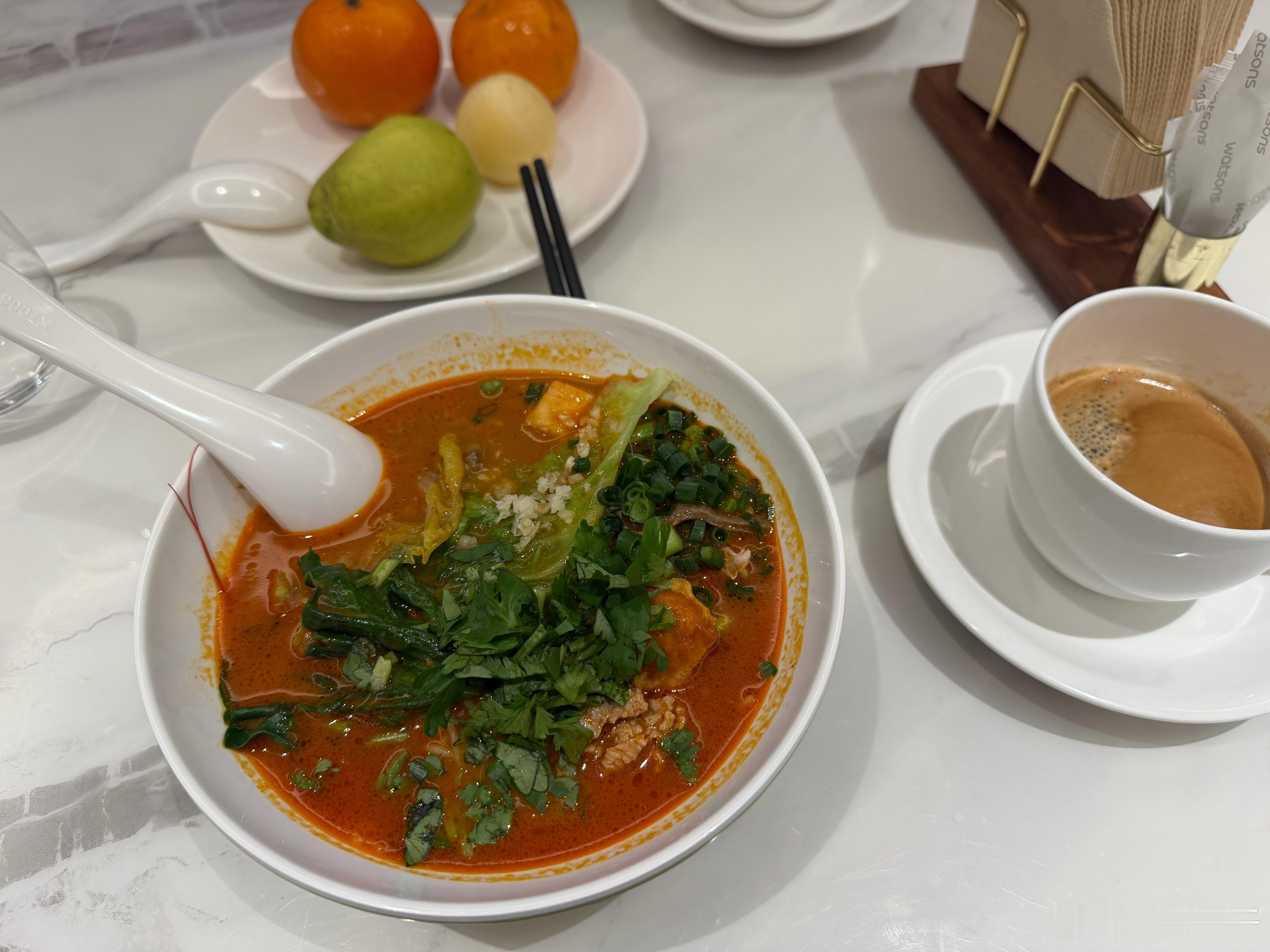 没想到在厦航的休息室也能吃到这么正宗的厦门沙茶面