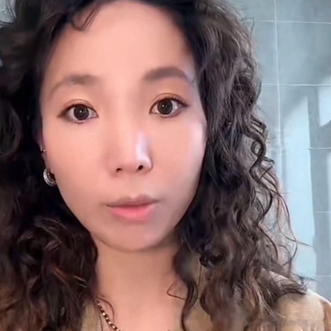 张婉婷回应给老员工降薪2000元张婉婷回应给七年老员工降薪两千元，称员工工作失误