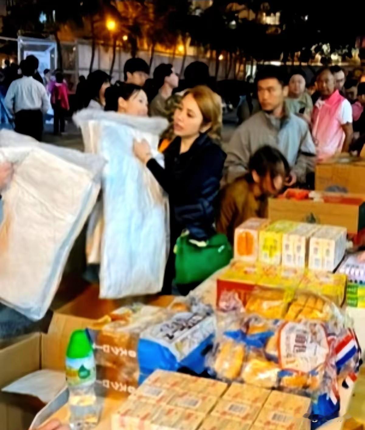 看到香港给火灾遇难者家属发20万慰问金的新闻，我特意去查了条例，发现这钱48小时