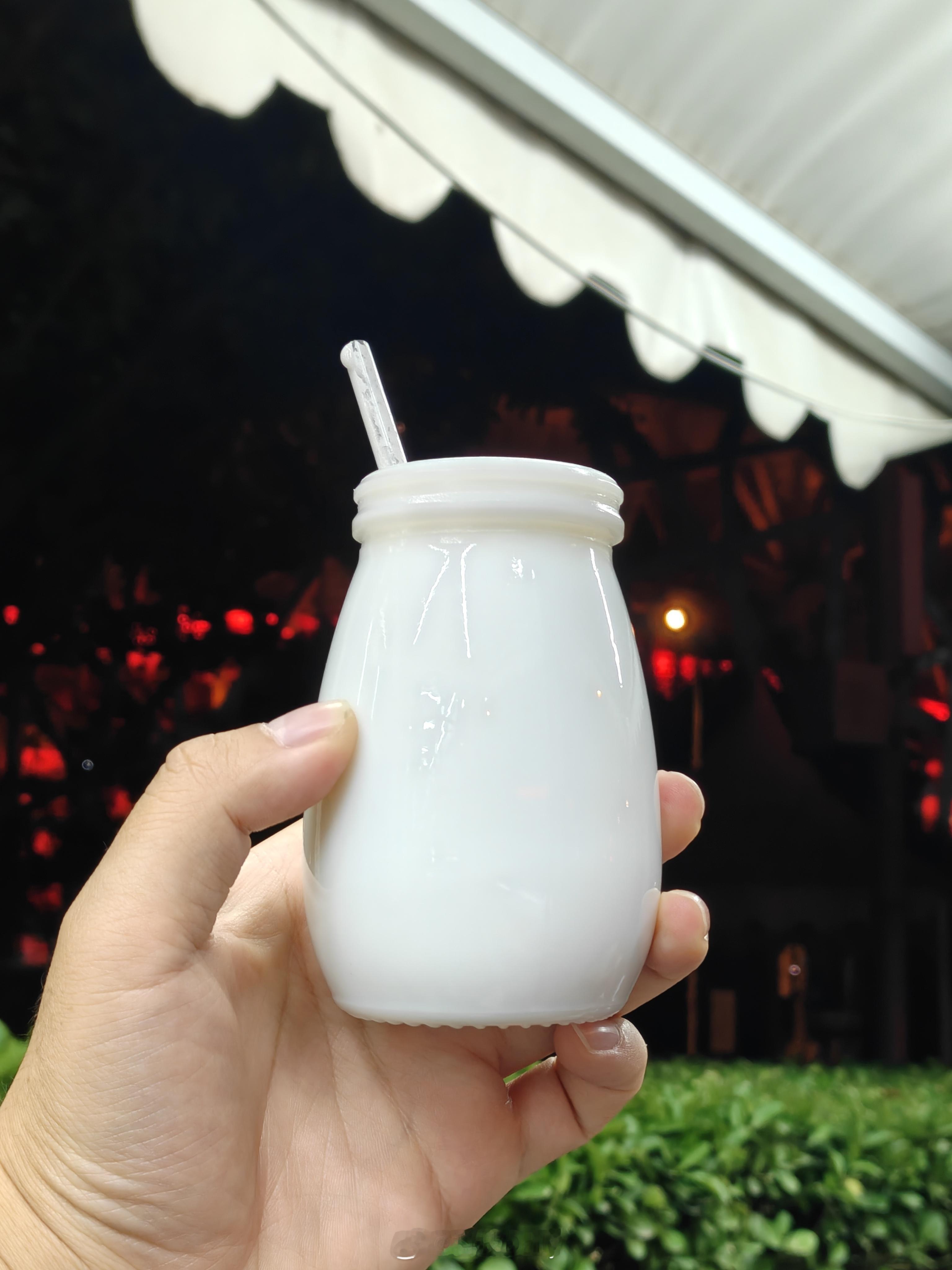 东风日产N7充电这么快么。鸟巢旁边喝个酸奶的时间，19分钟，从27%充到了83%