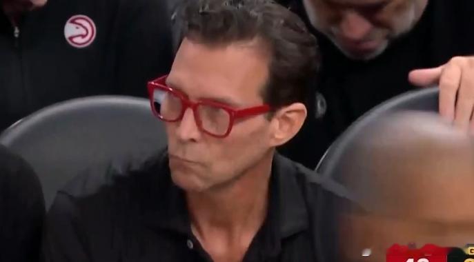 第二节变成了田径和跳高比赛金州田径队名不虚传 老鹰vs勇士  金州勇士[超话] 