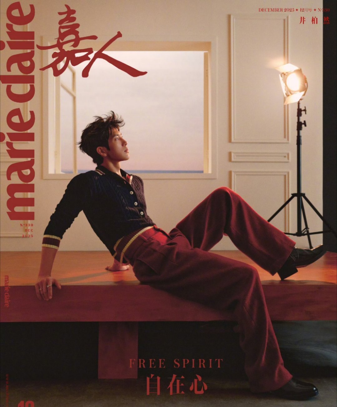 井柏然这张脸就是如此的适合时尚杂志！！ 