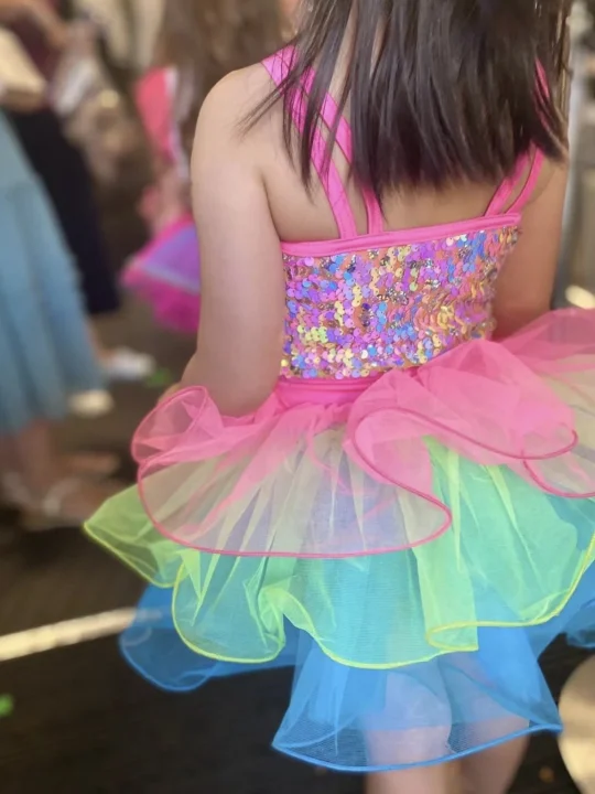 女儿被老师罚站，妈妈的教育太棒了👏