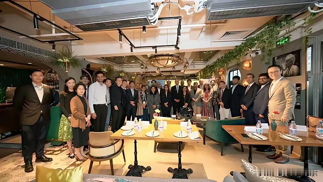 印度工商联合会主席来华了，按理说有客户来采购谈合作应该高兴，但是印度合作背后赤裸