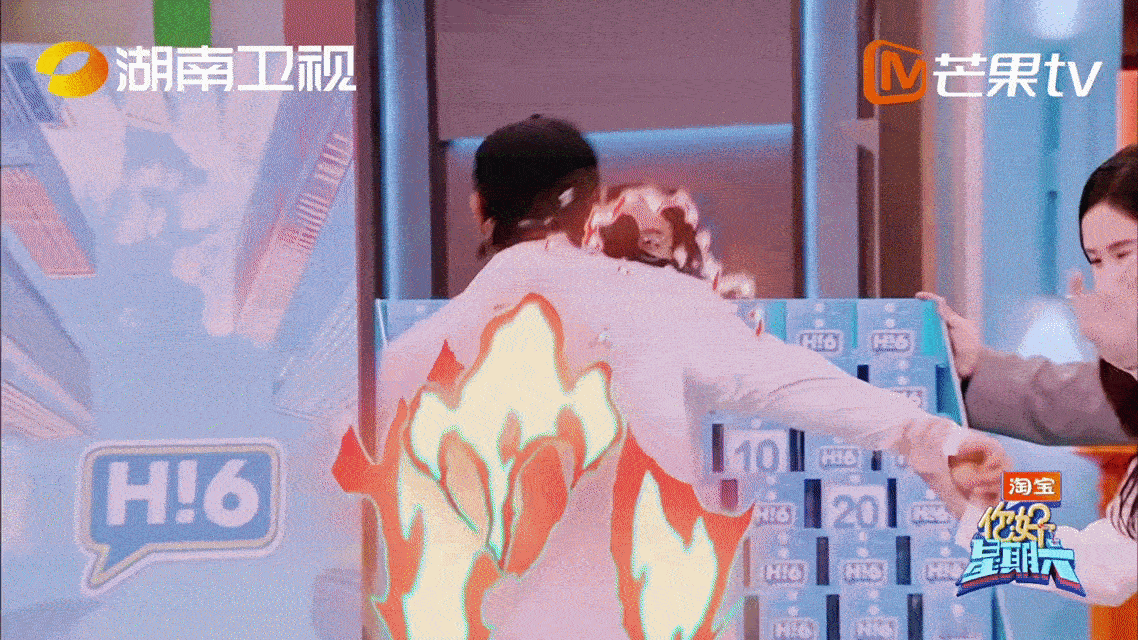 黄子韬丁程鑫纸遇上火 小丁这波操作绝了！看韬抽光“强来了”稳赢，立马懂了心思疯狂
