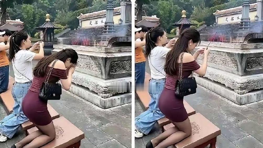 寺庙上香这一幕，引来不少人讨论！
 
姑娘跪在蒲团上虔诚求佛，穿搭却十分惹眼，紧