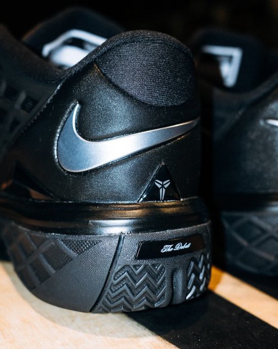 Kobe 3 Low Protro 新配色亮相科比三代低帮这配色好看球鞋科比