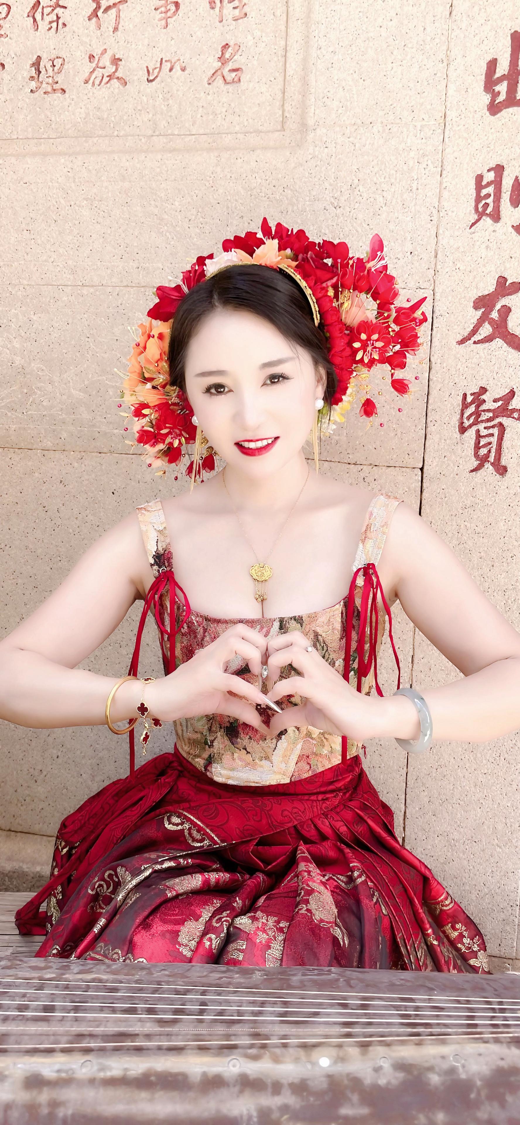 其实照的好不好看都无所谓，只是一种乐趣😅 因为我们没有几个10年了...