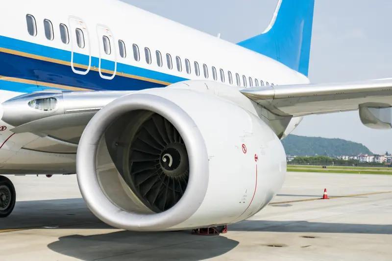 业绩预降58%还涨停！航发控制+航发科技疯涨，背后藏着国产航发大消息
 
一边是