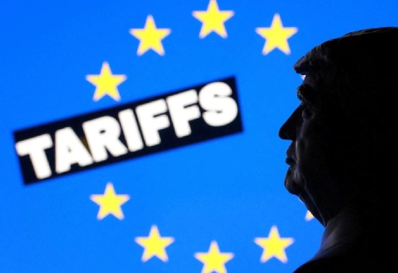 格陵兰主权争端引发美欧关税战，环球市场恐慌情绪陡然升温。美股假期后急剧下泻，道指