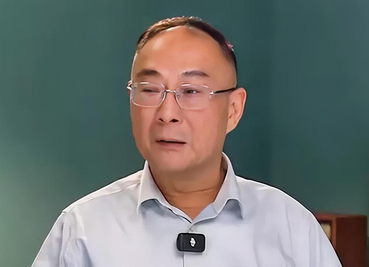 据新浪平台账号8月18日转述，金灿荣教授谈到台海问题时提出一个很尖锐的判断：“台