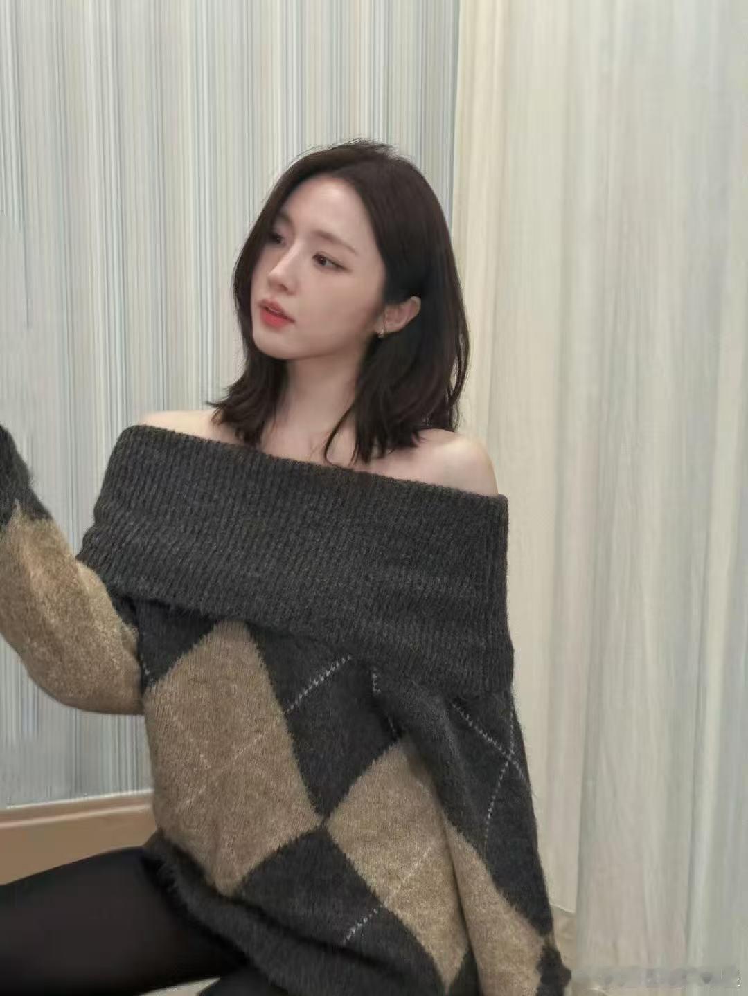 海恩短发造型 海恩努那剪短发啦～好美的姐姐！ 