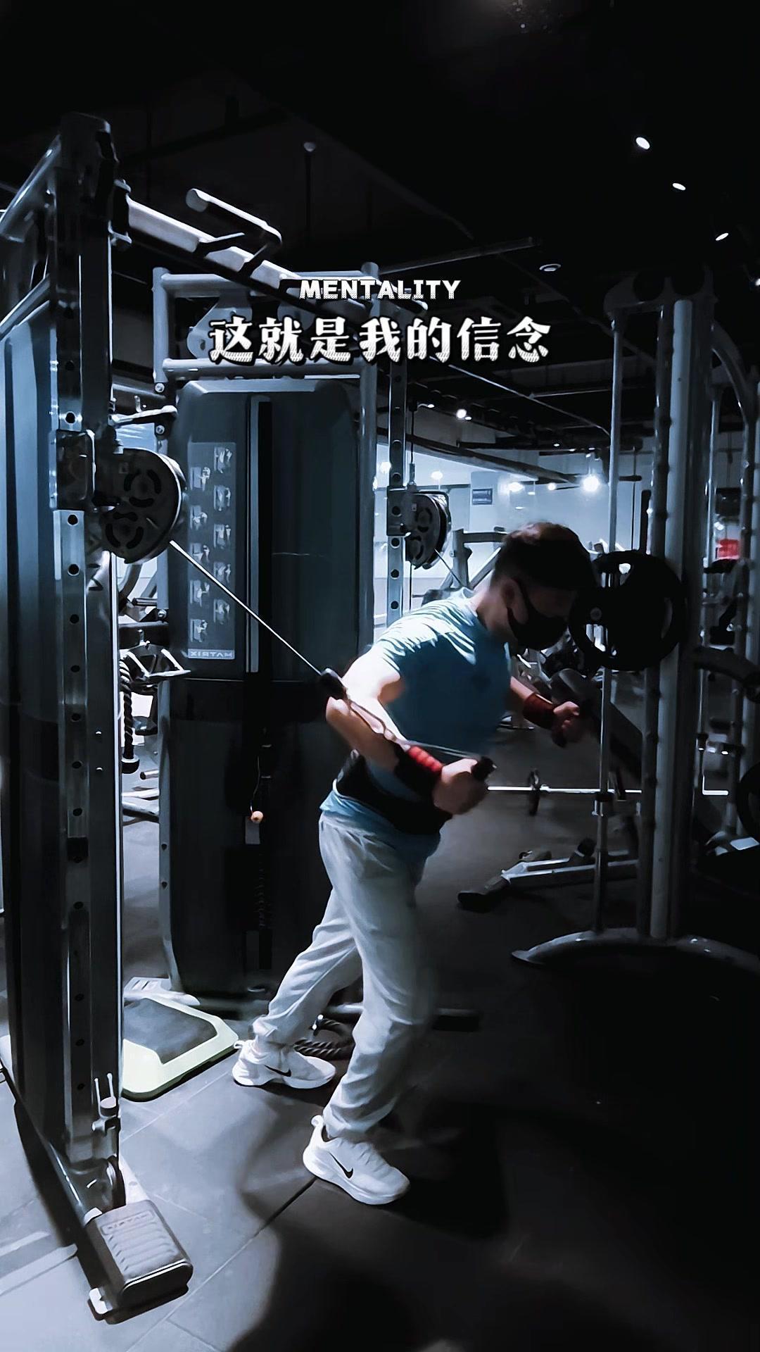 如果别人能做到，那自己也一定能做到，并且可以做得更好。这就是我的信念，限制你的从