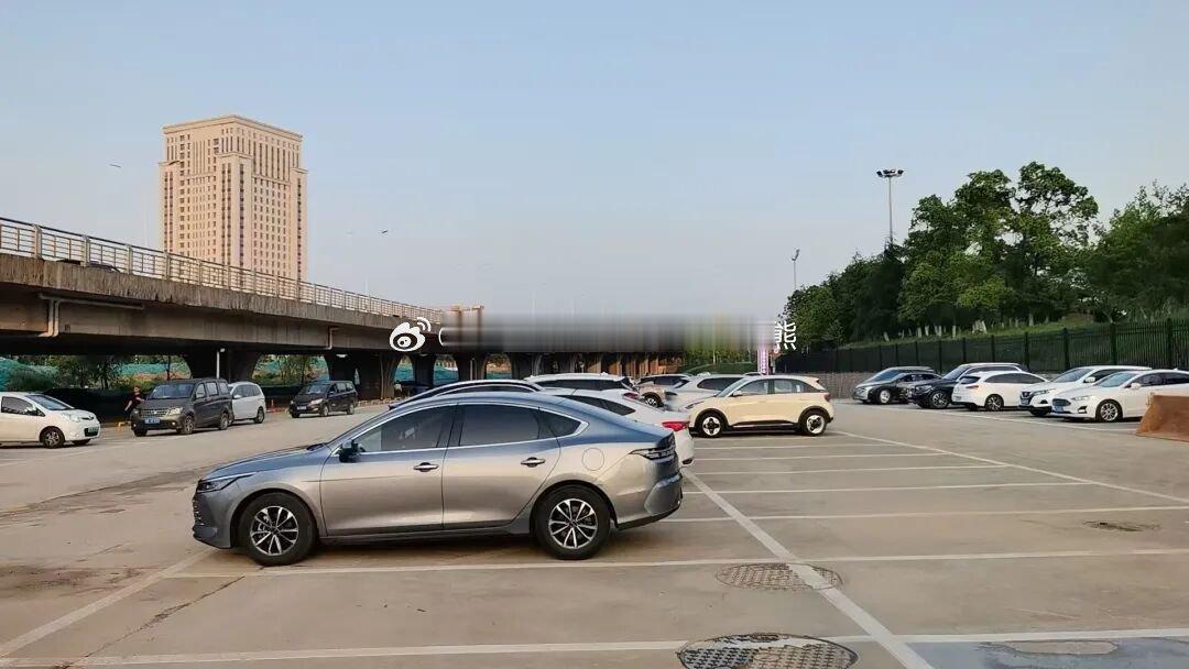 【英雄城交通•综合 | 好消息！赣超观赛停车不用愁，国体北侧停车场正式启用】 南