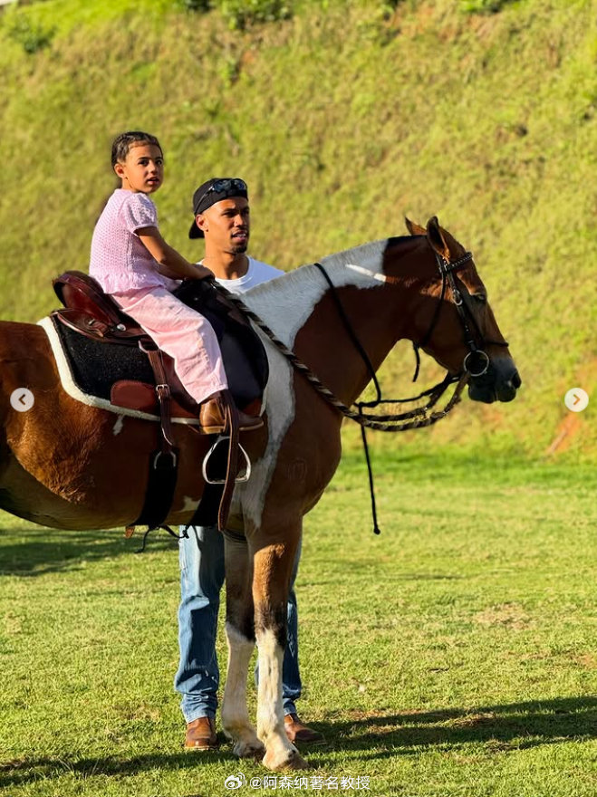 加布里埃尔更新社媒：我的小宝贝4岁啦！🙌🏾生日快乐，我的爱——你要知道，爸爸