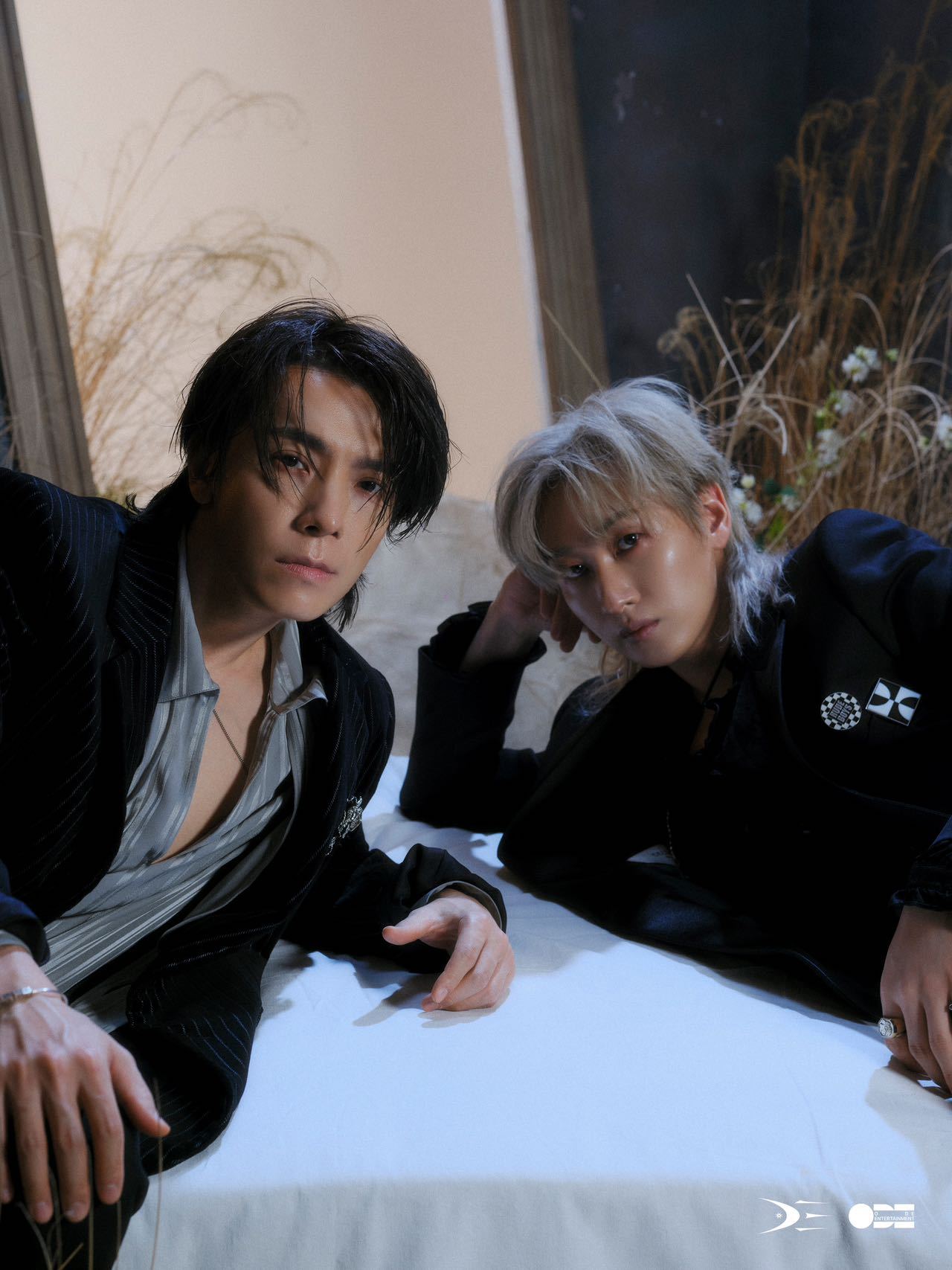 #TMEA路透# TMEA最新路透来啦！李东海、李赫宰现身机场，与粉丝互动也非常