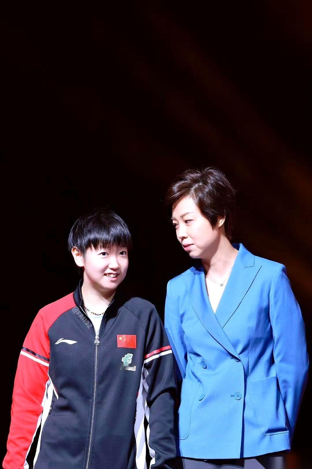 有时候我真觉得，咱们中国人玩乒乓球，骨子里是不是刻了DNA？
你看现在的孙颖莎，