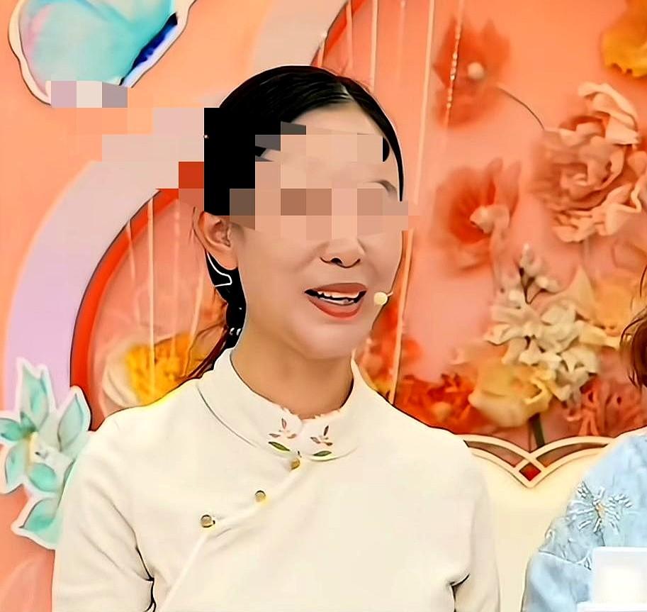 李鑫养家哥哥终于露面，一口气把家里的各种传闻给说透了！

别再传李鑫媳妇是养家女