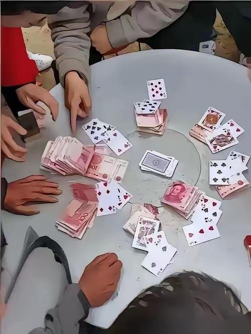 大家有没有发现，现在农村过年，到处都是打牌的。不打牌，没人和你玩。
今年回老家过