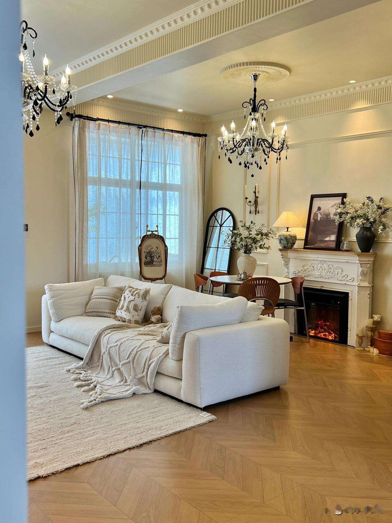 这也太辛福了吧，在28岁的年纪，住进了自己心心念想的家

28岁，已婚有娃，一家