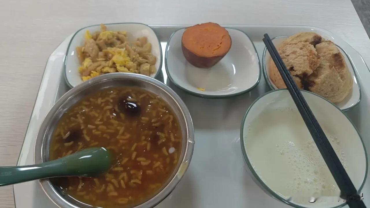 农历正月廿九日，是中国福建省福州十邑地区本土特有的民间传统节日。拗九节又称后九节
