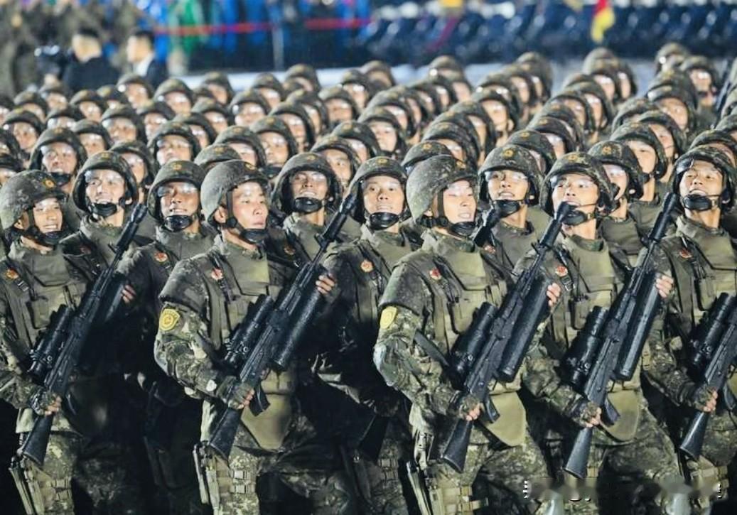 风格不一样、但同样威武精彩！