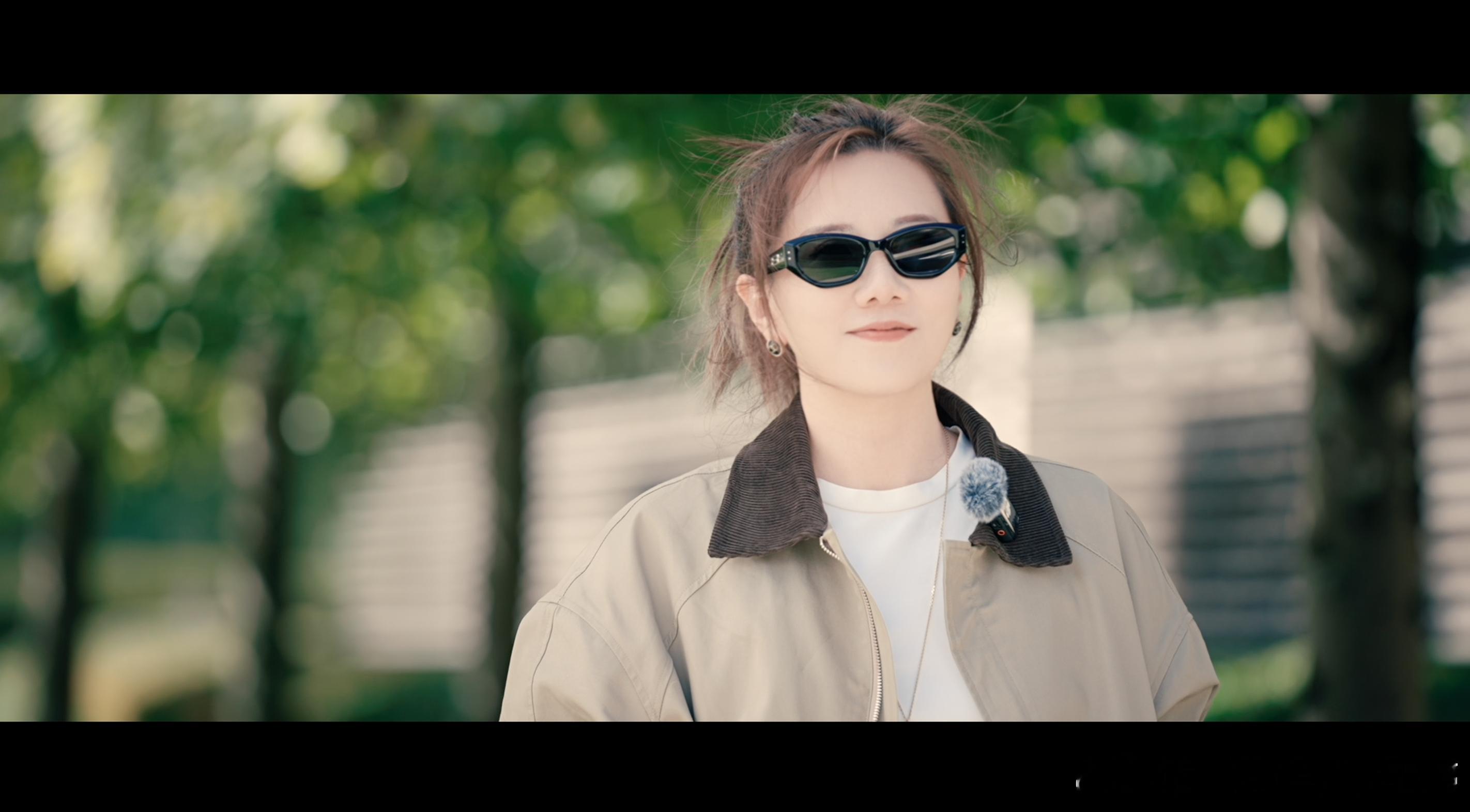 没有人能一直年轻，怀念自己20几岁的皮肤状态，但同时又喜欢40岁自己的从容态度，