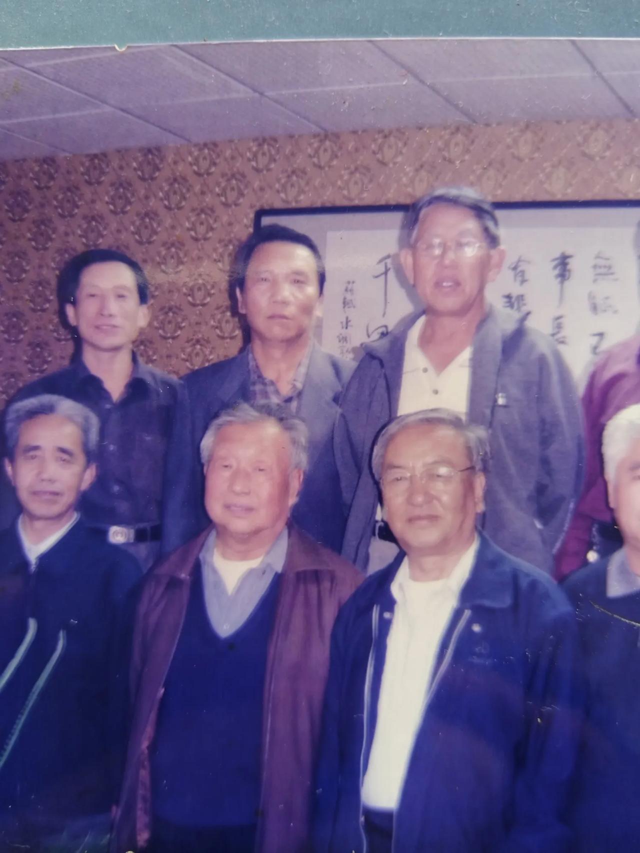 我们是胡新弟子
清明缅怀恩师